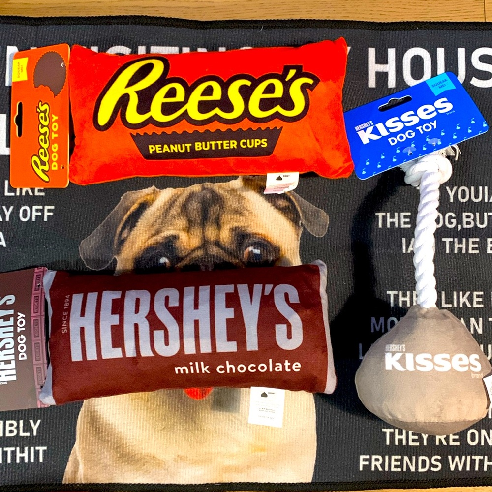 Hershey plush dog toys (3) w/ Hershey store original paper bag
